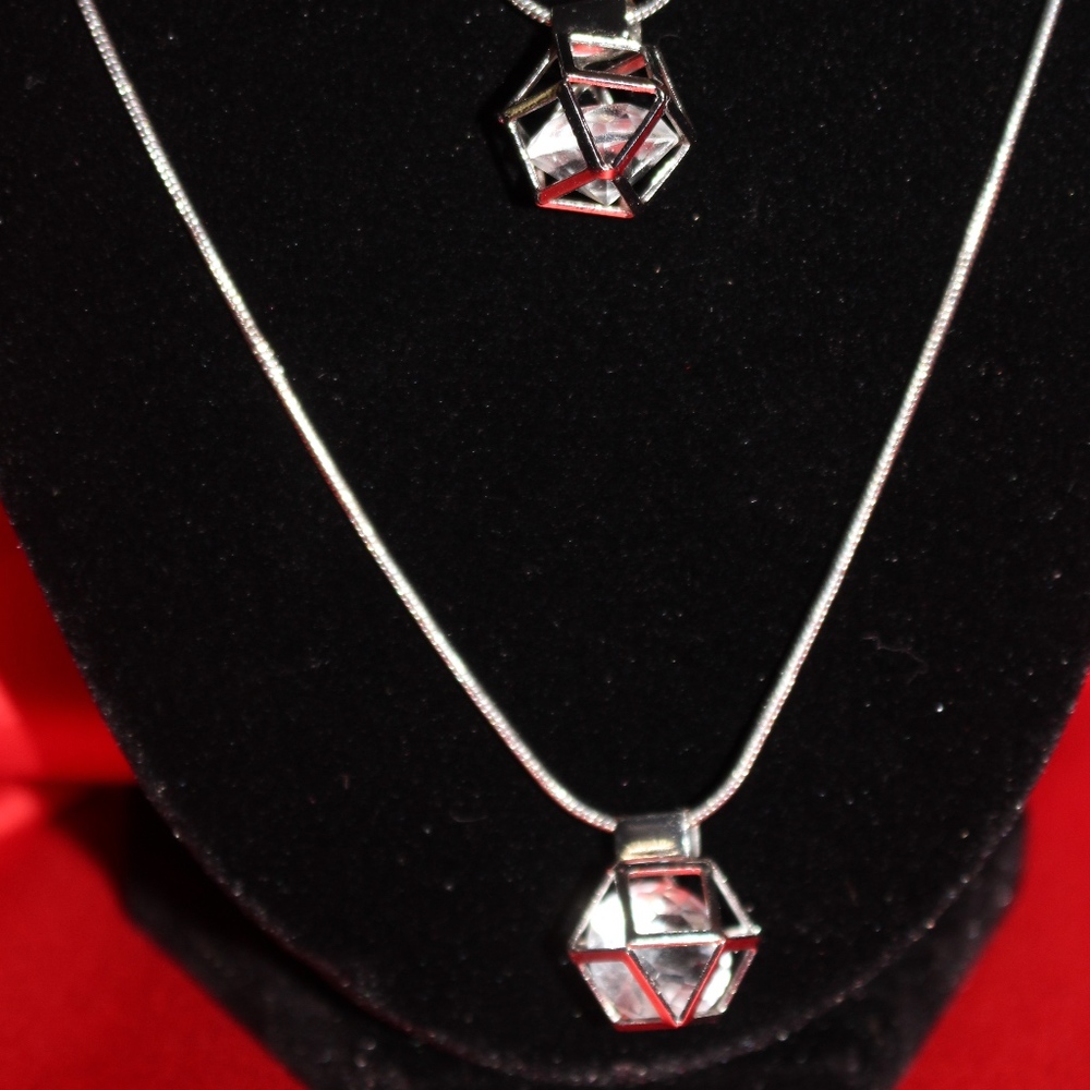 SPECIAL! 3/$12 2pc Stackable Necklaces - Picture 2 of 2